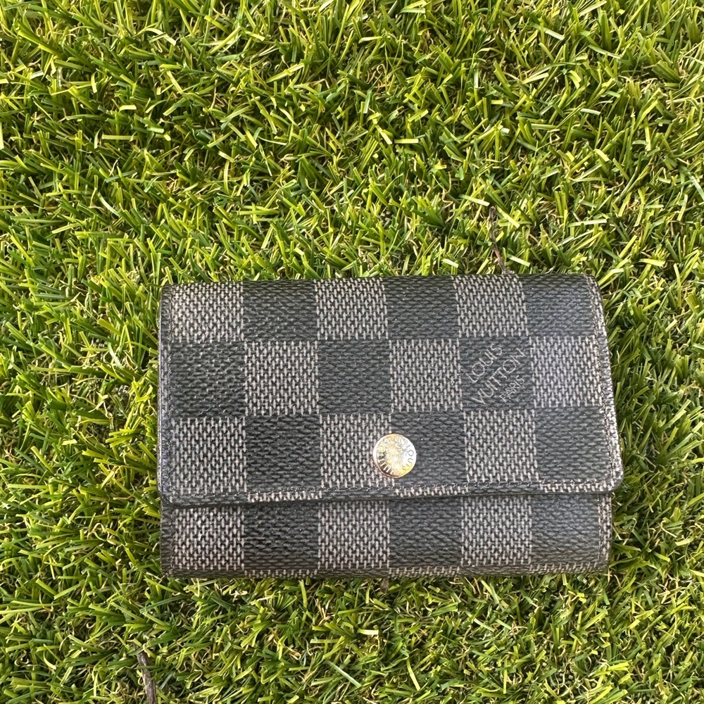Louis vuitton damier key case